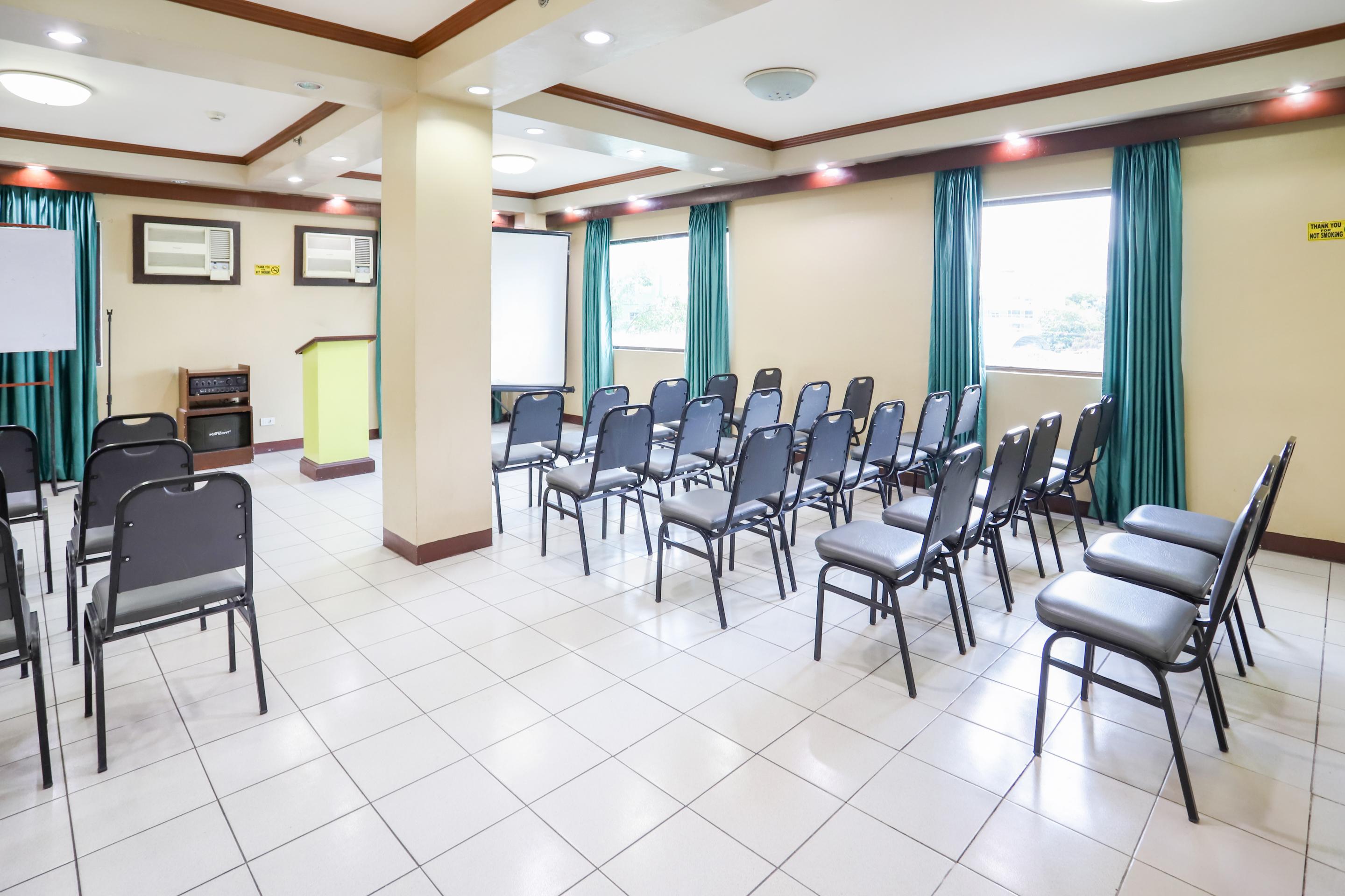Oyo 210 Apple Tree Suites Себу Экстерьер фото