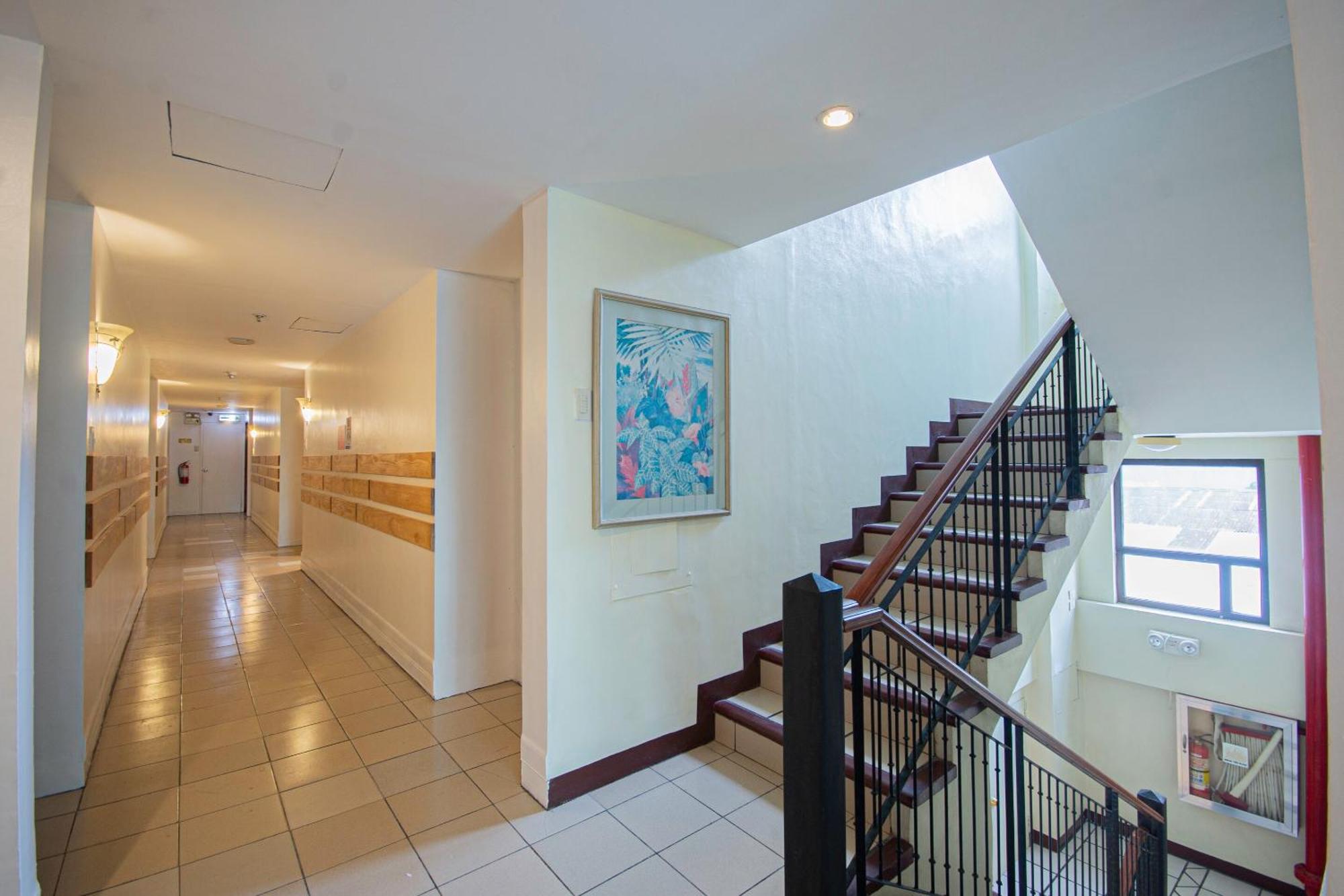 Oyo 210 Apple Tree Suites Себу Экстерьер фото